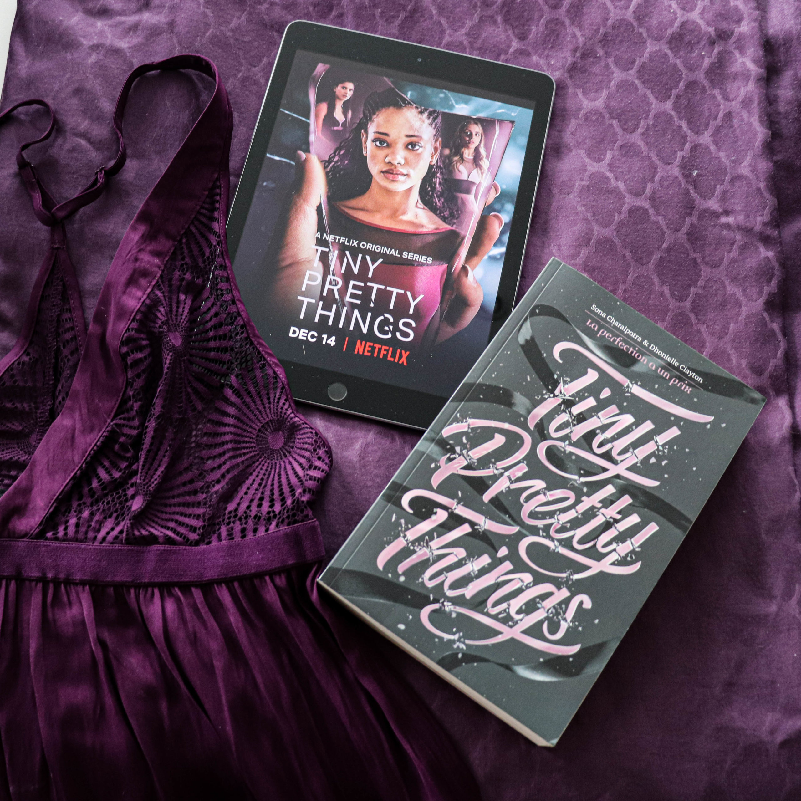 tiny pretty things livre et série netflix